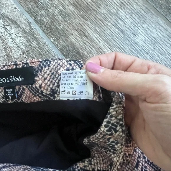 Anthropologie Lea & Viola Snakeskin Print Mini Skirt, Women’s Size Small - Picture 3 of 6